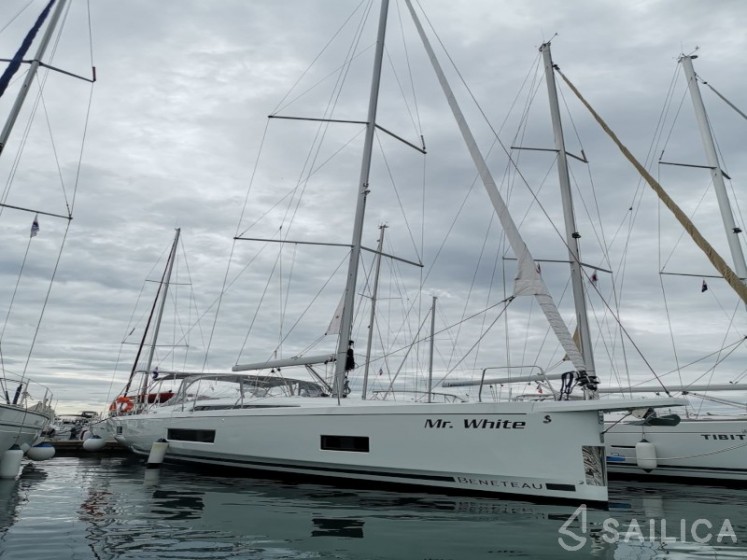Oceanis 46.1 - Yacht Charter Sailica