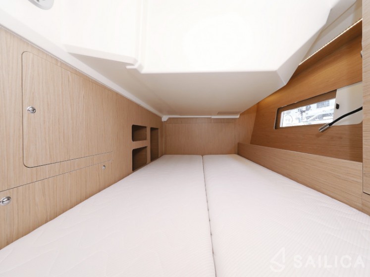 Oceanis 46.1 - Yacht Charter Sailica