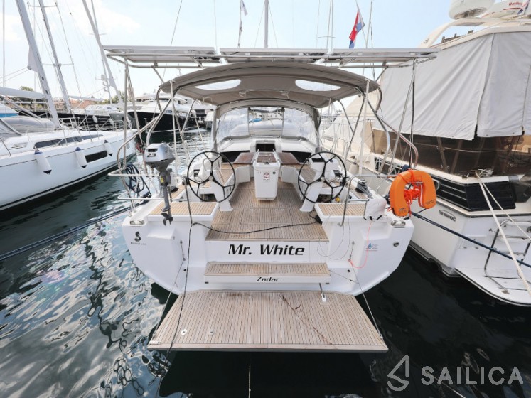 Oceanis 46.1 - Yacht Charter Sailica