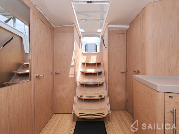 Oceanis 46.1 - Yacht Charter Sailica
