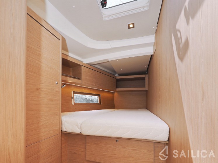 Oceanis 46.1 - Yacht Charter Sailica