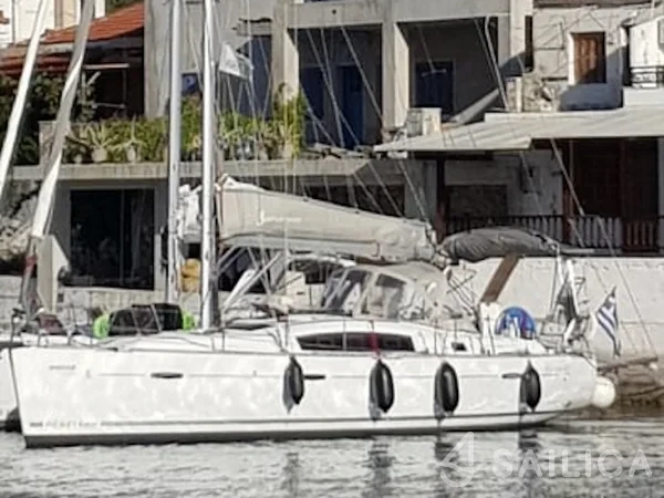 Oceanis 40 - Yacht Charter Sailica