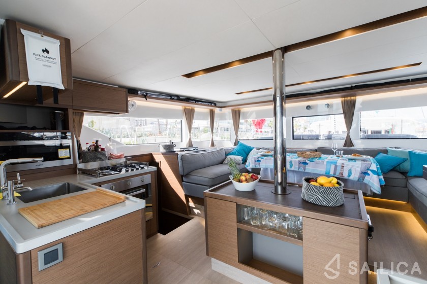 Lagoon 50 - Yacht Charter Sailica