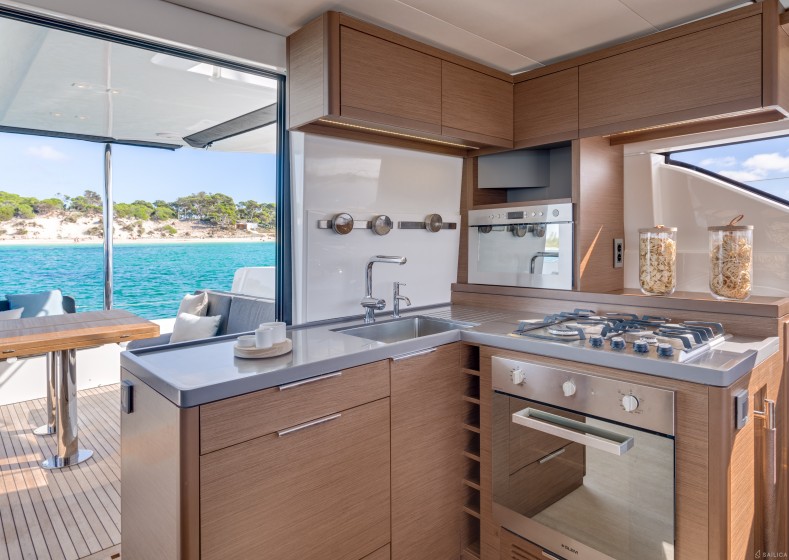 Lagoon 50 - Yacht Charter Sailica