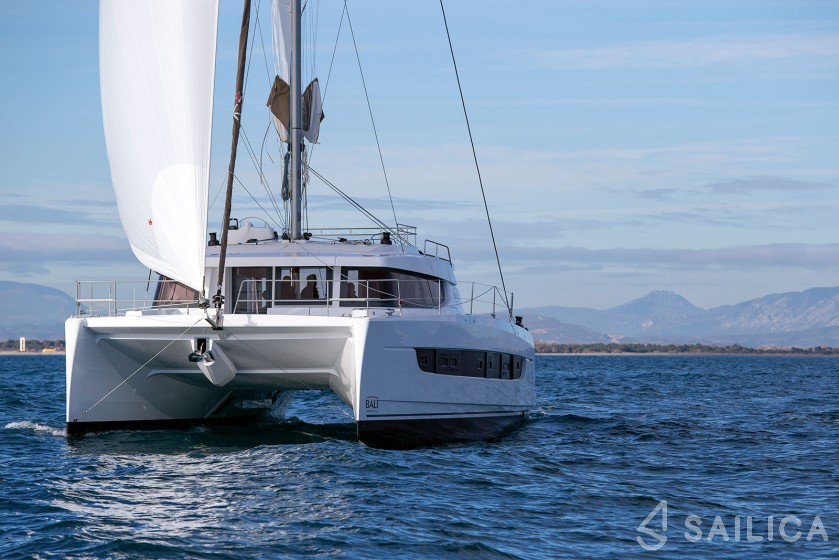 Bali 4.8  - Yacht Charter Sailica