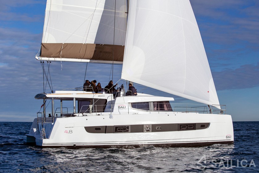 Bali 4.8  - Yacht Charter Sailica