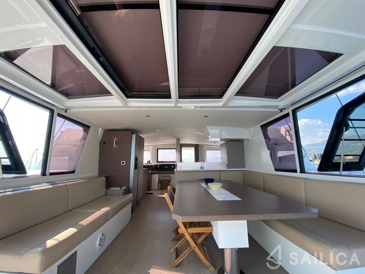Bali 4.8  - Yacht Charter Sailica