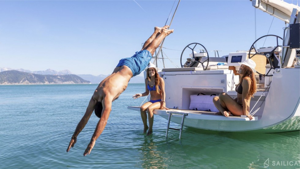 Dufour 390 Grand Large - Yacht Charter Sailica