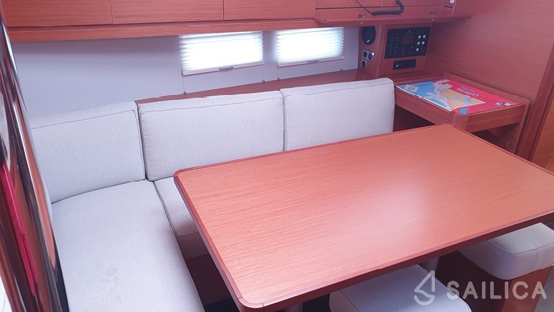 Dufour 390 Grand Large - Yacht Charter Sailica