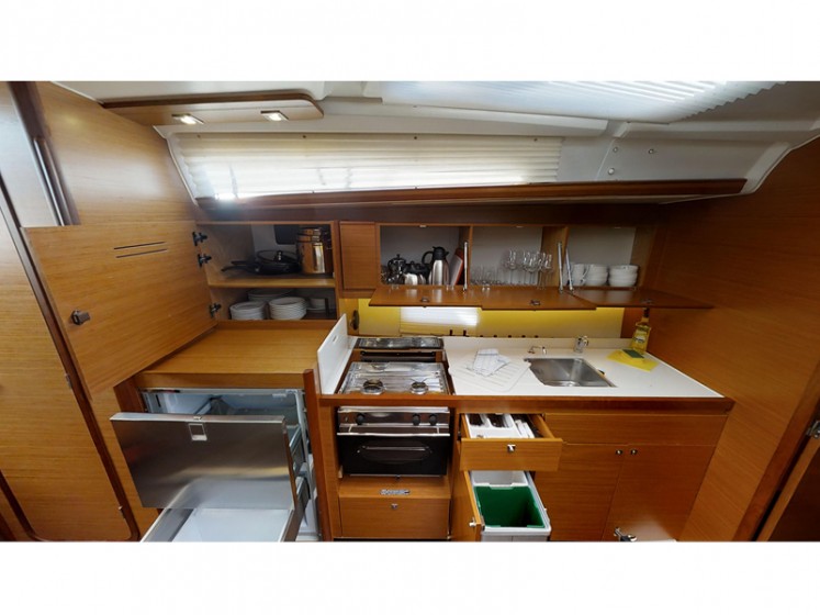 Dufour 390 Grand Large - Yacht Charter Sailica