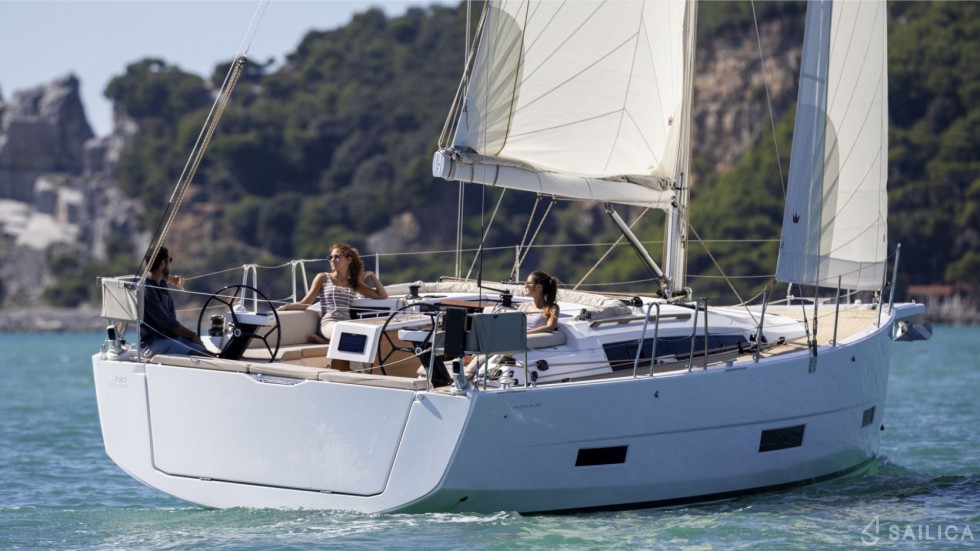 Dufour 390 Grand Large - Yacht Charter Sailica
