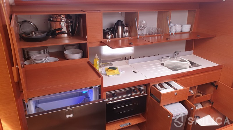 Dufour 390 Grand Large - Yacht Charter Sailica