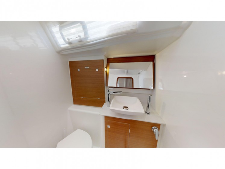 Dufour 390 Grand Large - Yacht Charter Sailica