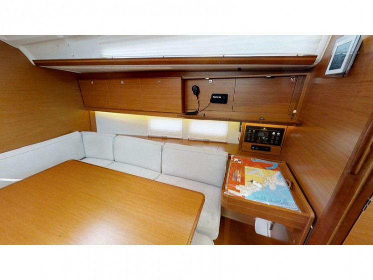 Dufour 390 Grand Large - Yacht Charter Sailica