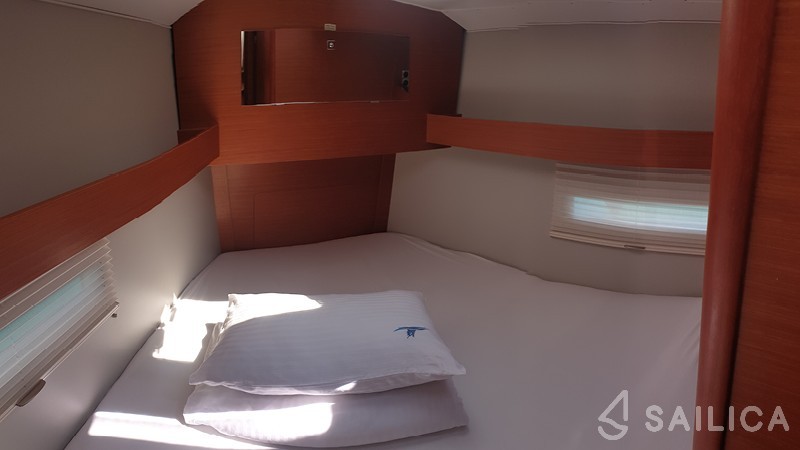Dufour 390 Grand Large - Yacht Charter Sailica