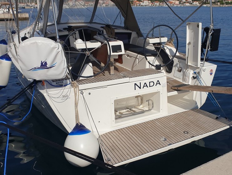 Dufour 360 GL - Yacht Charter Sailica
