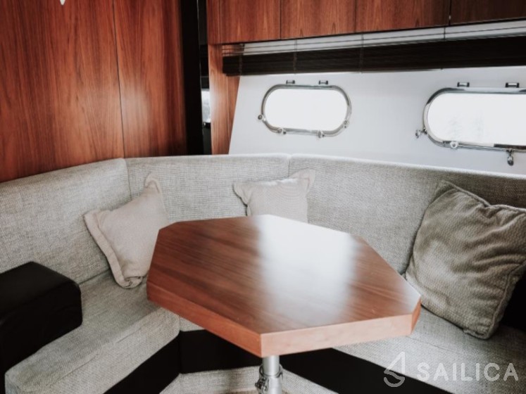 Sunseeker 64 - Yacht Charter Sailica