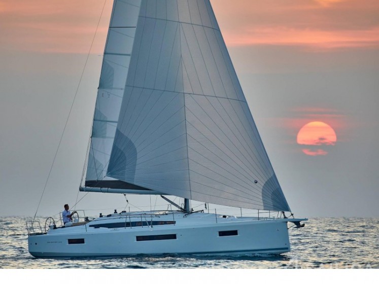 Sun Odyssey 410 - Yacht Charter Sailica