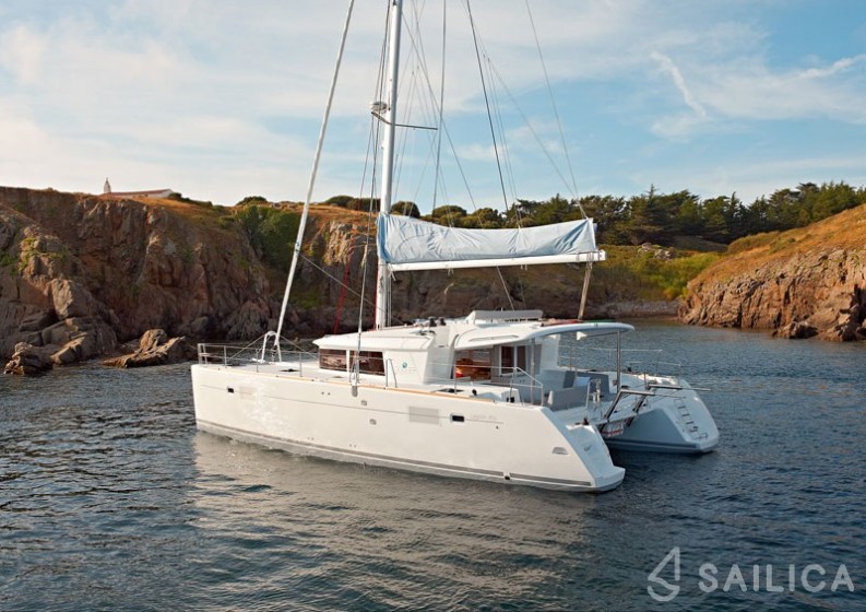 Lagoon 450 S - 4 + 2 cab. - Yacht Charter Sailica