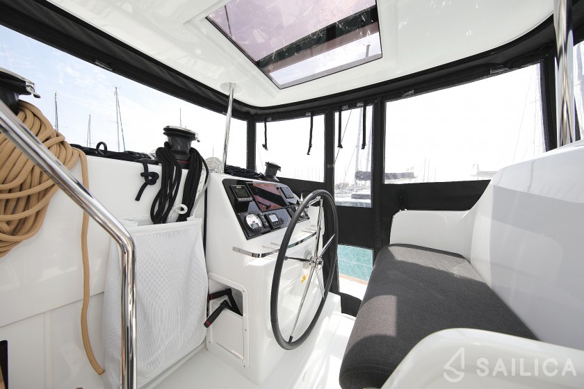 Lagoon 450 S - 4 + 2 cab. - Yacht Charter Sailica