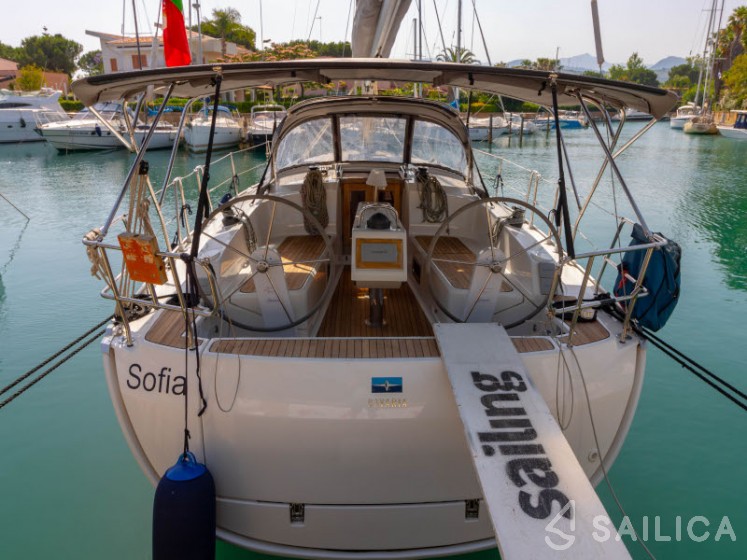 Bavaria Cruiser 37 - Yacht Charter Sailica