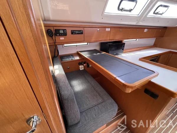 Bavaria 51 Cruiser - Yacht Charter Sailica