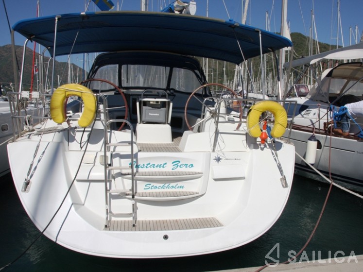 Jeanneau 53 - Yacht Charter Sailica