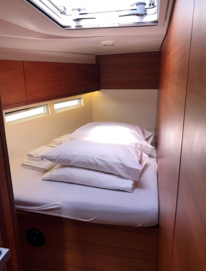 More 55 - Yacht Charter Sailica