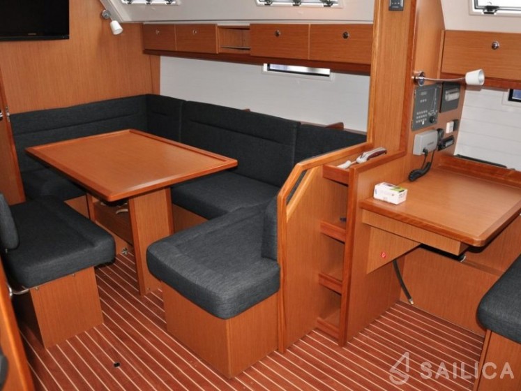 Bavaria 40 Cruiser - Yacht Charter Sailica