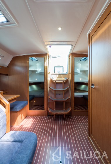 Bavaria 40 Cruiser - Yacht Charter Sailica