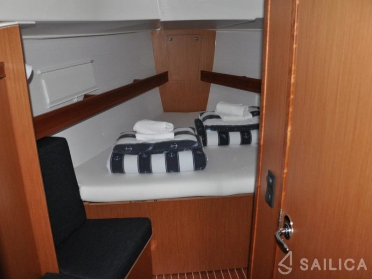 Bavaria 40 Cruiser - Yacht Charter Sailica