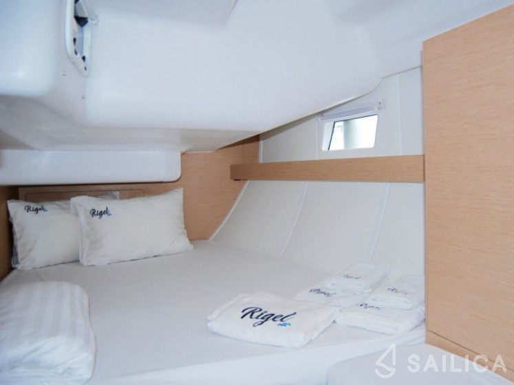 Elan 45 Impression - Yacht Charter Sailica