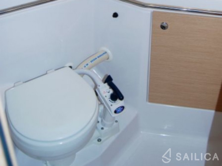 Elan 45 Impression - Yacht Charter Sailica