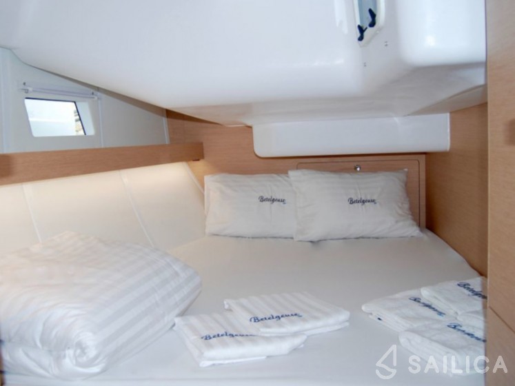 Elan 45 Impression - Yacht Charter Sailica