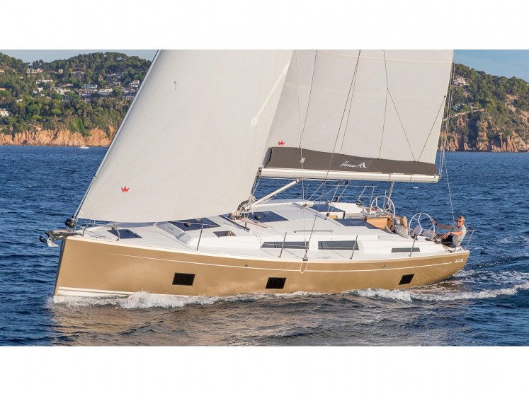 Hanse 418 - Yacht Charter Sailica