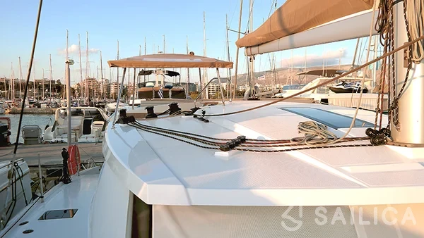 Lucia 40 - Yacht Charter Sailica