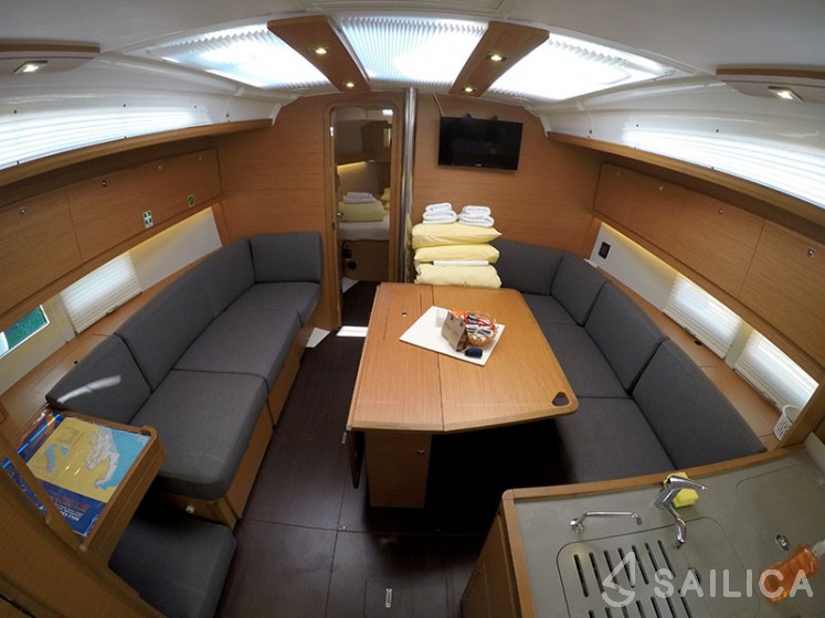 Dufour 390 Grand Large - Yacht Charter Sailica
