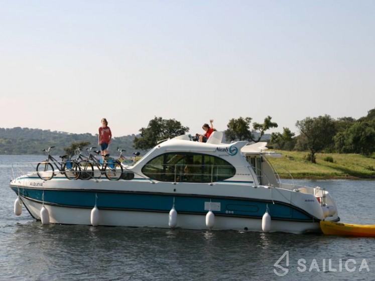 Estivale Quattro - Yacht Charter Sailica