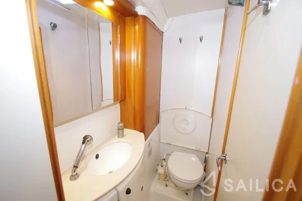 Lagoon 440 - Yacht Charter Sailica