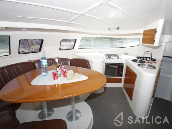 Athena 38 - Yacht Charter Sailica