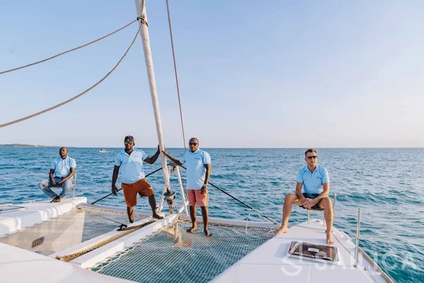 Lagoon 450  Flybridge - Yacht Charter Sailica