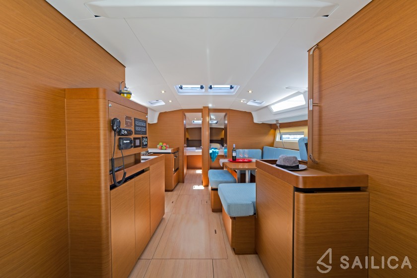 Sun Odyssey 490 - Yacht Charter Sailica
