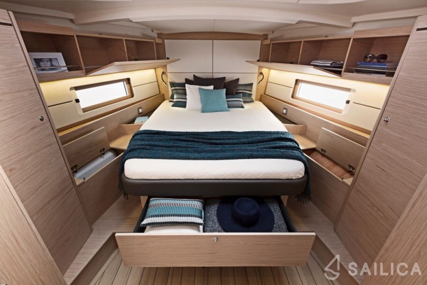 Oceanis 46.1 - Yacht Charter Sailica