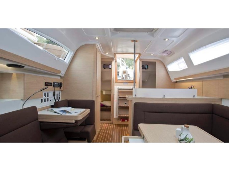 Elan 40 Impression - Yacht Charter Sailica
