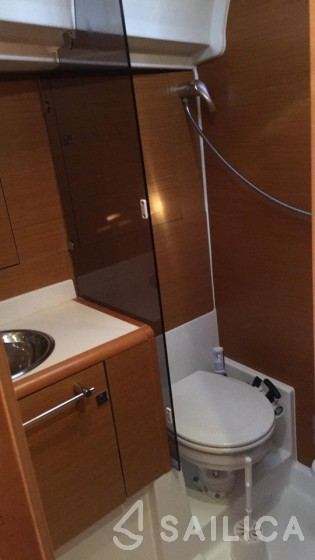 Sun Odyssey 439 - Yacht Charter Sailica