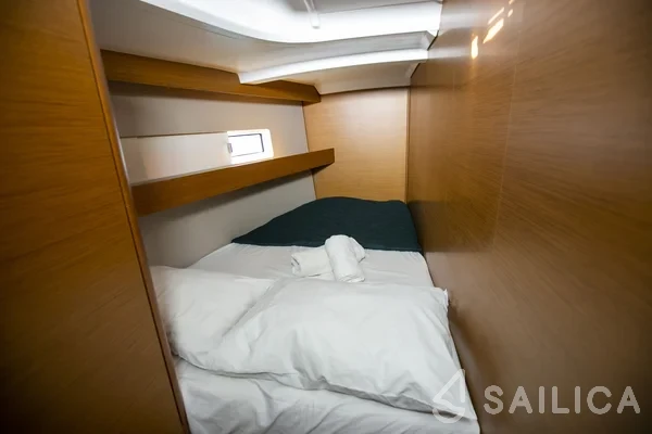 Sun Odyssey 440 - Yacht Charter Sailica