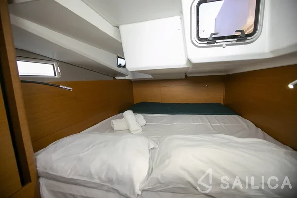 Sun Odyssey 440 - Yacht Charter Sailica