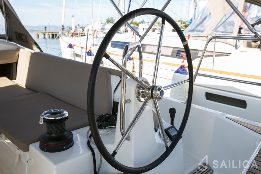 Sun Odyssey 440 - Yacht Charter Sailica