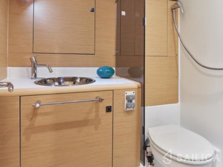 Sun Odyssey 449 - Yacht Charter Sailica