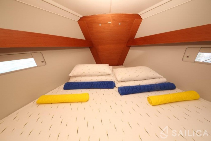 Dufour 412 GL - Yacht Charter Sailica